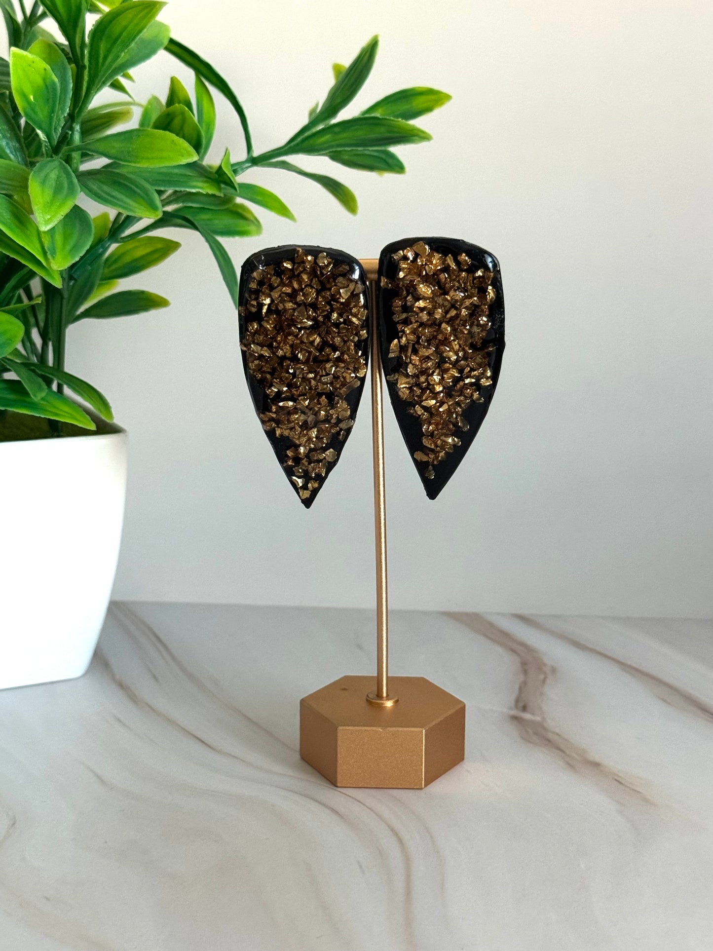 Bedazzle Dagger (3 Colors)