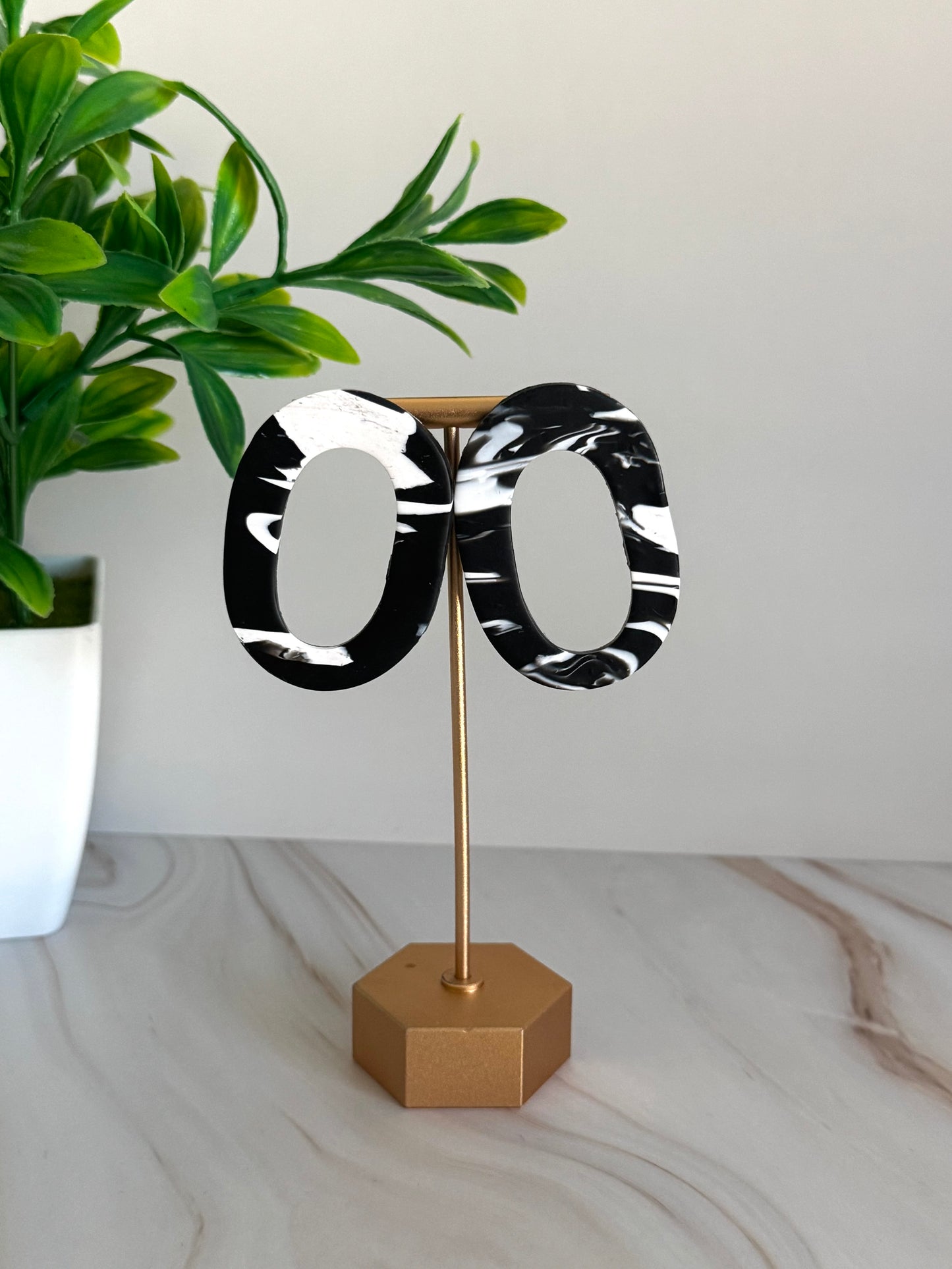 Full Circle Stud (Multiple Colors)